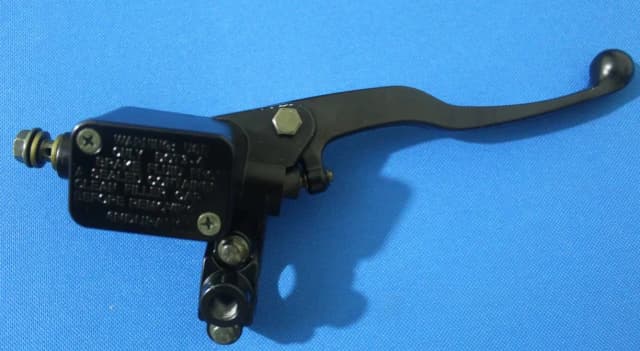 Todo lo que necesitas saber sobre la bomba de freno moto y su mantenimiento Todo lo que necesitas saber sobre la bomba de freno moto y su mantenimiento